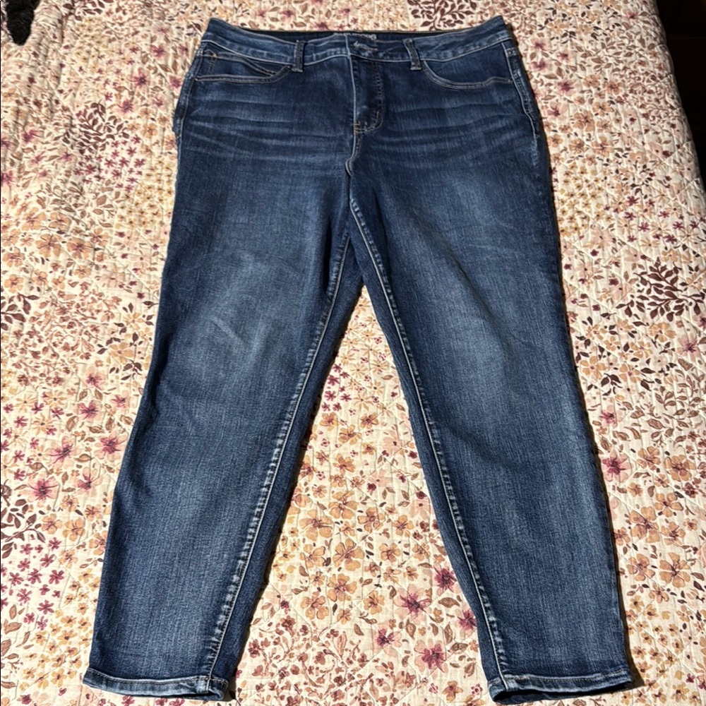 Maurice’s Ever Flex high rise leggings